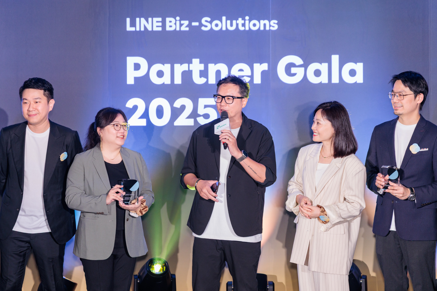 「Display Solutions Sales Partner」受賞の様子